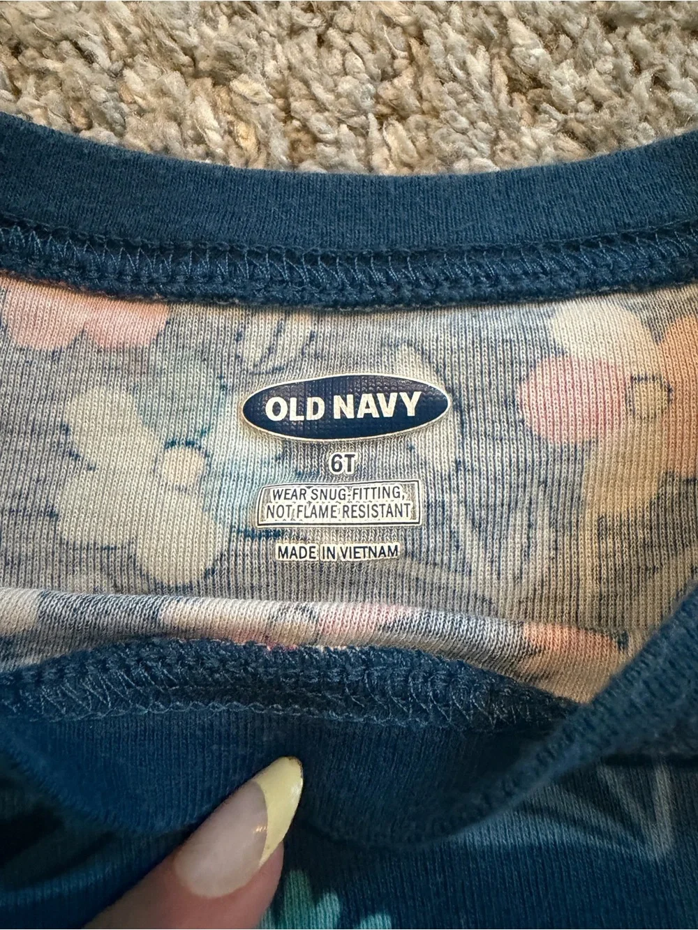 Girl’s Old Navy Navy Floral Long Sleeve Pajama Set - Blue with Pink Flowers 6T